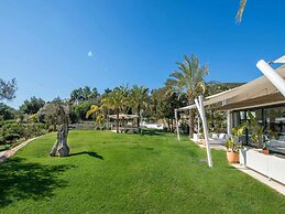Villa With Multiple Outdoor Terrace