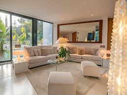 Villa With Multiple Outdoor Terrace