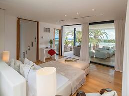 Villa With Multiple Outdoor Terrace