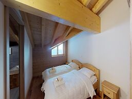 Apartment for Larger Gatherings