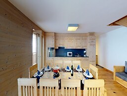 Apartment for Larger Gatherings