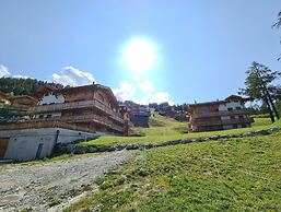 Apartment for Larger Gatherings