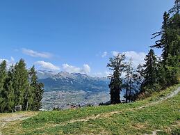 Apartment for Larger Gatherings