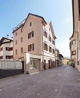 Goldengel Suiten im Herzen von Kaltern