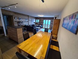 Mountain Apartment With Parking