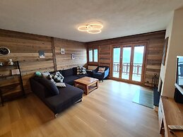 Mountain Apartment With Parking
