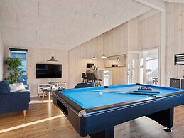 5 Star Holiday Home in Romo