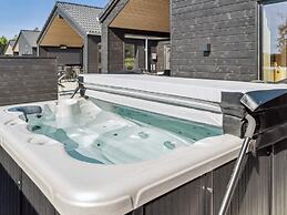 5 Star Holiday Home in Romo