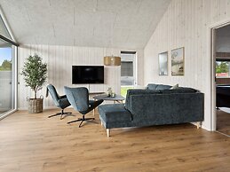 5 Star Holiday Home in Romo