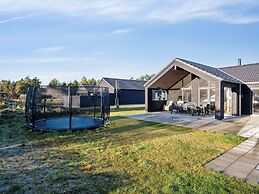 5 Star Holiday Home in Romo