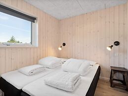 5 Star Holiday Home in Romo
