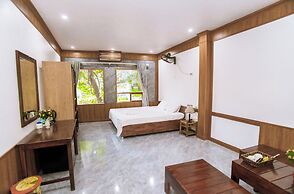 Trang An River Mountain Ecolodge