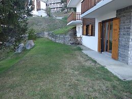 Pleasing Apartment With Patio in Hills