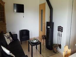 Pleasing Apartment With Patio in Hills