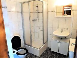 Scenic Mountain View Apartment