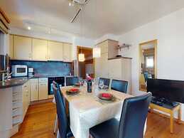 Stunning Apartment With Valley and Mountains