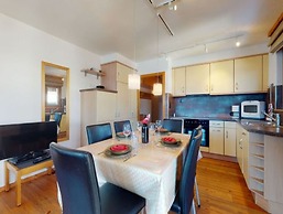 Stunning Apartment With Valley and Mountains