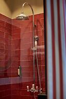 THE PINTA Boutique Hotel