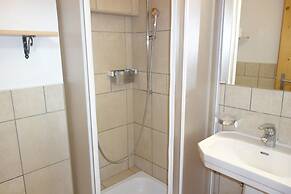 Hilltop Apartment With Views