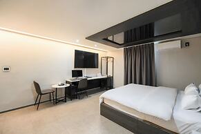 Hwaseong Stay13 Hotel