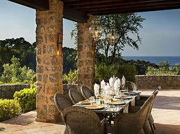 Holiday Home With Spacious Lounge Area