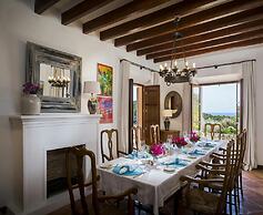Holiday Home With Spacious Lounge Area