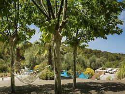 Holiday Home With Spacious Lounge Area