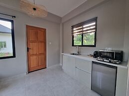 Parakreek Apartments