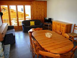 Alluring Apartment in Stunning Valley