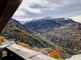 Spacious Chalet Amidst Mountains