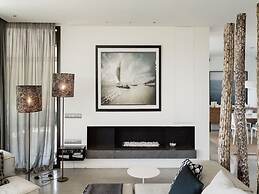 Modern Villa With Minimalistic Decor