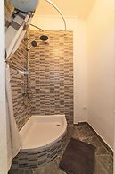 Tranquil and Stylish Apartment Kastel Novi