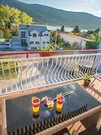 Chic Apartment Tribalj With Private Balcony