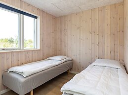 5 Star Holiday Home in Hojslev