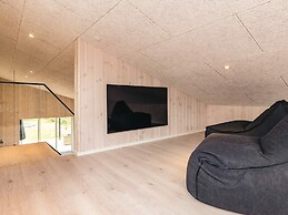 5 Star Holiday Home in Hojslev