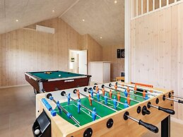 5 Star Holiday Home in Hojslev