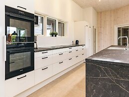 5 Star Holiday Home in Hojslev