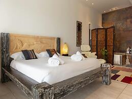 Villa in Cap Martinet