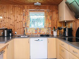 6 Person Holiday Home in Oster Assels