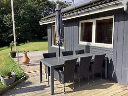 6 Person Holiday Home in Oster Assels