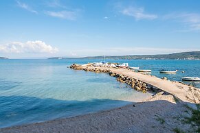 Comfortable Kastel Stafilic Apartment With Balcony