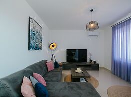 Scenic Sea View Apartment Trogir