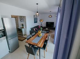 Scenic Sea View Apartment Trogir