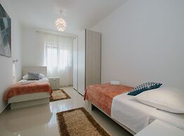 Scenic Sea View Apartment Trogir