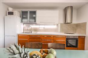 Secluded Holiday Home With Pool and Hot Tub