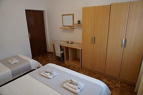 Modern Trogir Apartment With Private Patio, Bbq, and Close to Beach