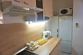 Modern Trogir Apartment With Private Patio, Bbq, and Close to Beach