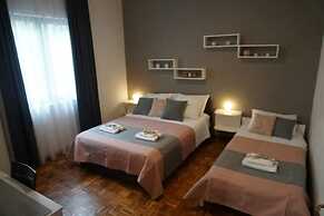 Modern Trogir Apartment With Private Patio, Bbq, and Close to Beach