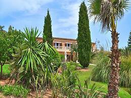 Exquisite Villa With Views