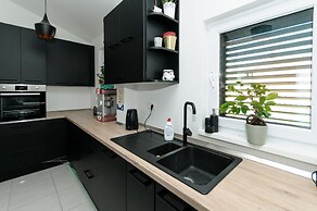 Luxury Villa With Heated Pool, Terrace, and Outdoor Amenities for Rela